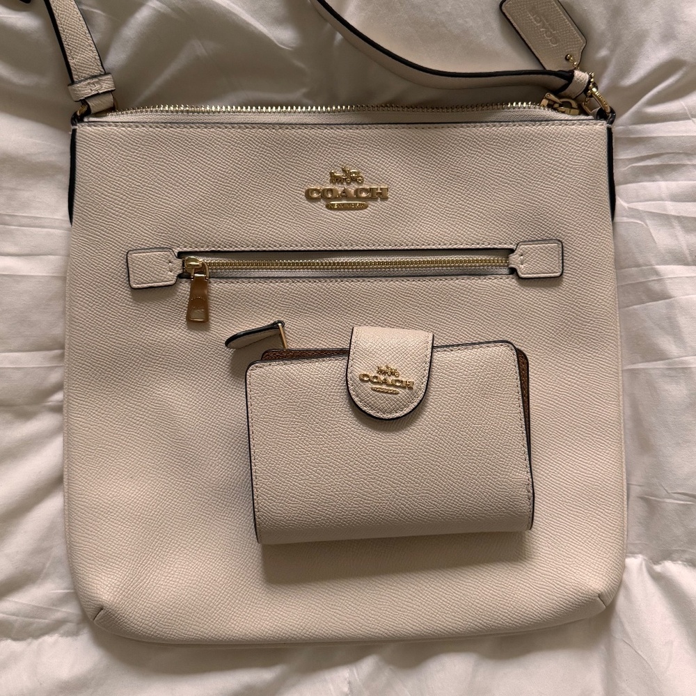 COACH PURSE + WALLET SET